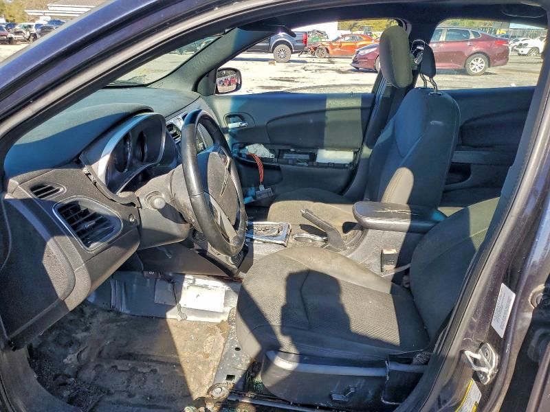 Продажа на аукционе авто 2011 Chrysler 200, vin: 1C3BC1FG8BN553354, номер лота: 95972865