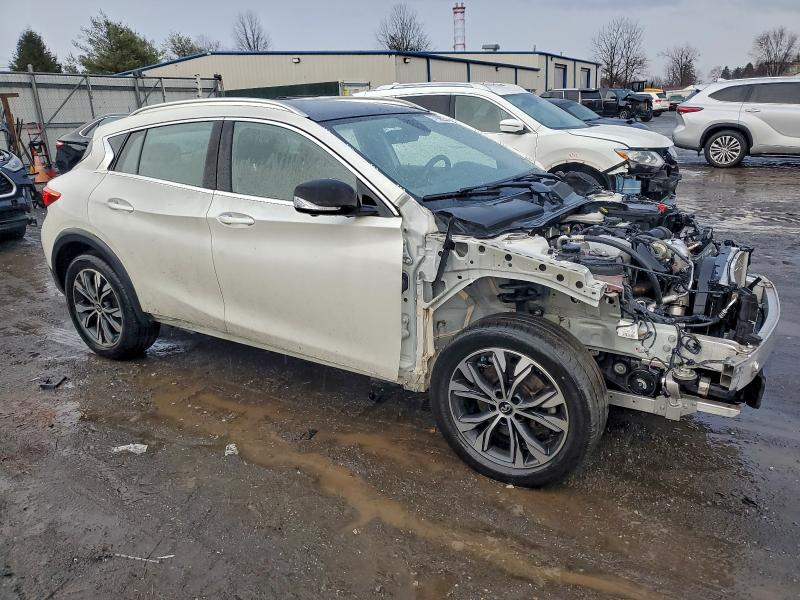 97800525 :رقم المزاد ، SJKCH5CR8KA009424 vin ، 2019 Infiniti Qx30 مزاد بيع
