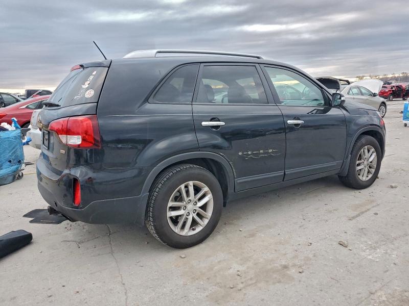 93538775 :رقم المزاد ، 5XYKT3A66FG615594 vin ، 2015 Kia Sorento Lx مزاد بيع