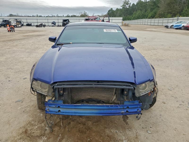 95262115 :رقم المزاد ، 1ZVBP8AM3E5317945 vin ، 2014 Ford Mustang مزاد بيع