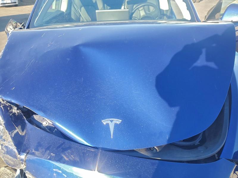 Продаж на аукціоні авто 2025 Tesla Model Y, vin: 7SAYGDEE3SF218838, номер лоту: 97592495