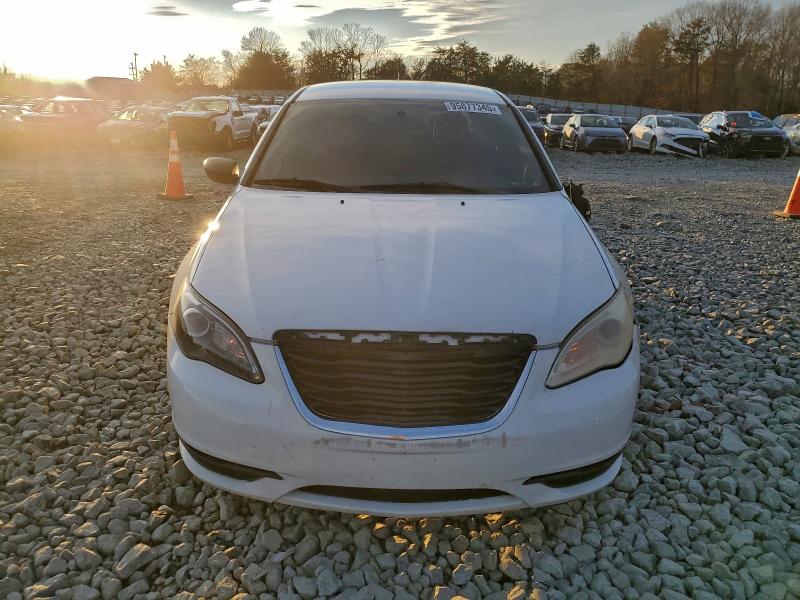 95877345 :رقم المزاد ، 1C3CCBBB5DN729221 vin ، 2013 Chrysler 200 مزاد بيع