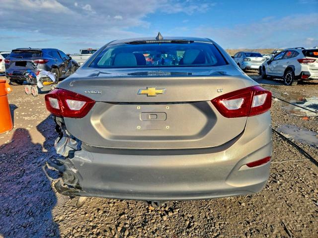 Aukcja sprzedaży 2018 Chevrolet Cruze, vin: 1G1BE5SM1J7120365, numer aukcji: 94492225