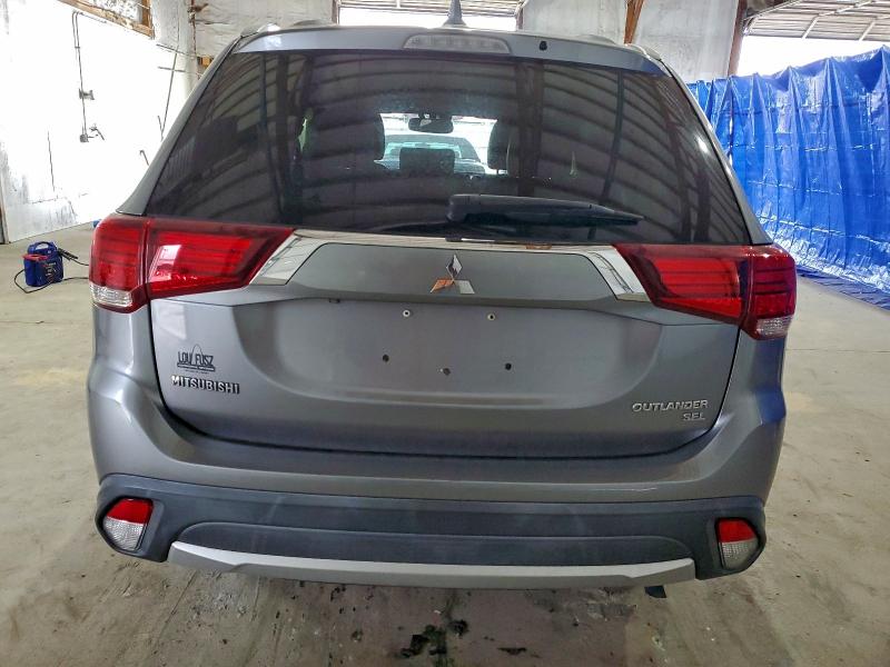 2018 Mitsubishi Outlander მანქანა იყიდება აუქციონზე, vin: JA4AD3A37JZ015962, აუქციონის ნომერი: 97182955