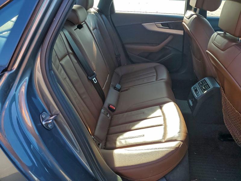 Продаж на аукціоні авто 2018 Audi A4, vin: WAUDNAF49JA124893, номер лоту: 93915575