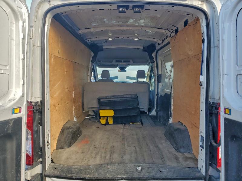 46403776 :رقم المزاد ، 1FTYE1CM0JKA79393 vin ، 2018 Ford Transit مزاد بيع
