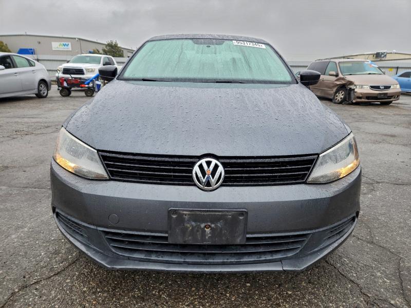 Auction sale of the 2011 Volkswagen Jetta Base, vin: 3VW2K7AJ6BM391039, lot number: 95317345