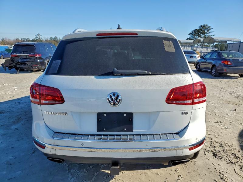 96205045 :رقم المزاد ، WVGRF7BP5HD006885 vin ، 2017 Volkswagen Touareg Wo مزاد بيع