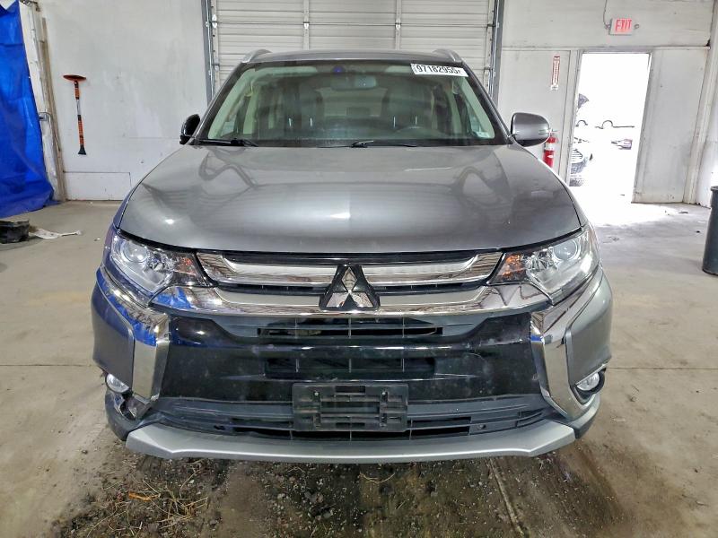 2018 Mitsubishi Outlander მანქანა იყიდება აუქციონზე, vin: JA4AD3A37JZ015962, აუქციონის ნომერი: 97182955