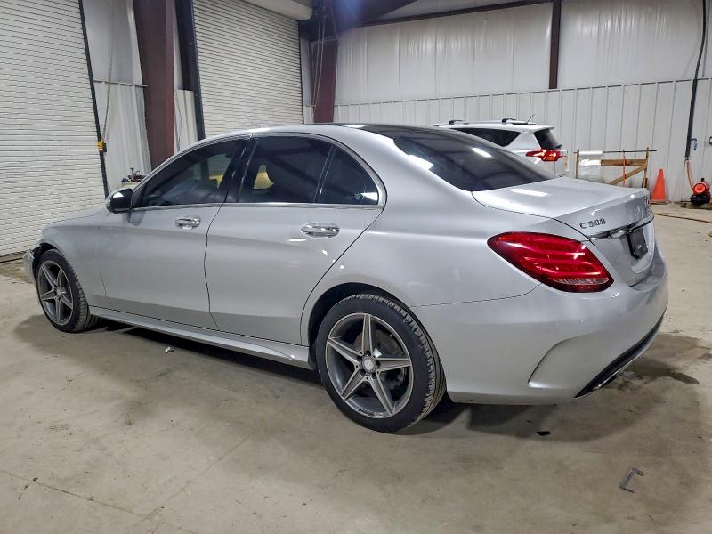 94556025 :رقم المزاد ، 55SWF4KB5FU014399 vin ، 2015 Mercedes-benz C مزاد بيع