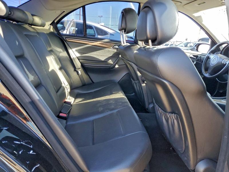 95580345 :رقم المزاد ، WDBRF52H57E024005 vin ، 2007 Mercedes-benz C مزاد بيع
