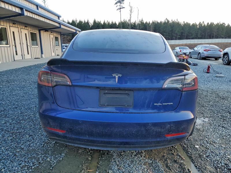 95962295 :رقم المزاد ، 5YJ3E1EB0NF106049 vin ، 2022 Tesla Model 3 مزاد بيع