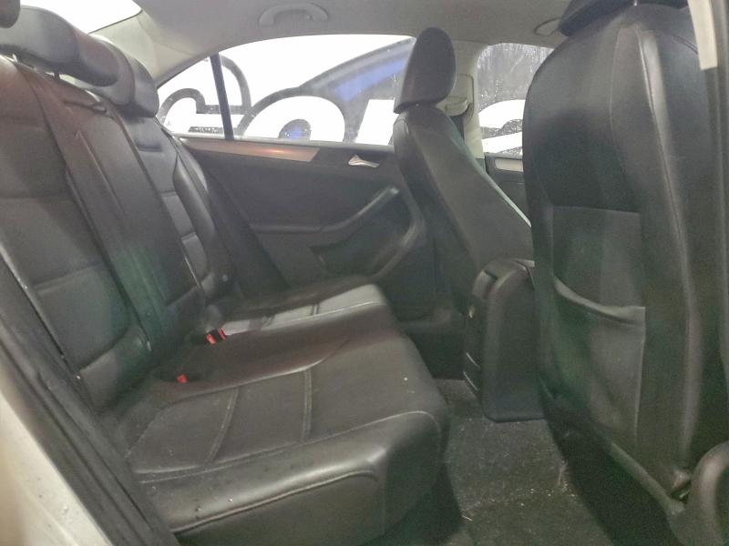 2014 Volkswagen Jetta მანქანა იყიდება აუქციონზე, vin: 3VWLL7AJ9EM410818, აუქციონის ნომერი: 95558895