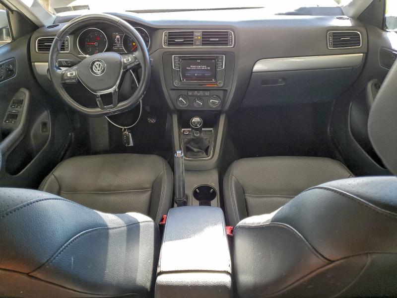 94491075 :رقم المزاد ، 3VWB67AJ6HM222474 vin ، 2017 Volkswagen Jetta مزاد بيع