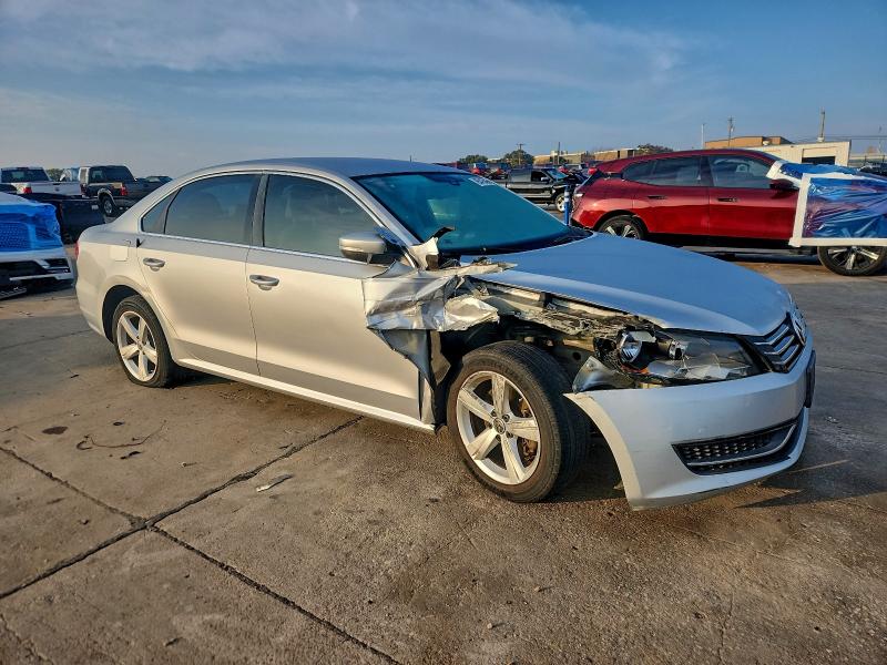 95415465 :رقم المزاد ، 1VWBH7A38DC130161 vin ، 2013 Volkswagen Passat مزاد بيع