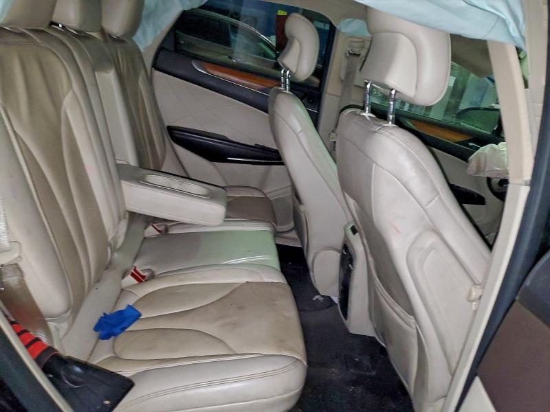 97661295 :رقم المزاد ، 5LMCJ2A9XFUJ41624 vin ، 2015 Lincoln Mkc مزاد بيع