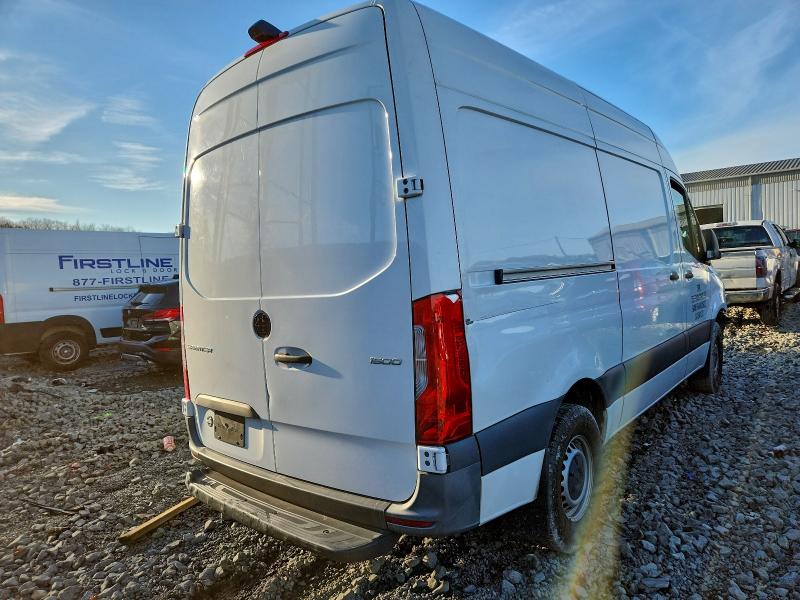 46403556 :رقم المزاد ، W1Y70BGY1PT127933 vin ، 2023 Mercedes-benz Sprinter مزاد بيع