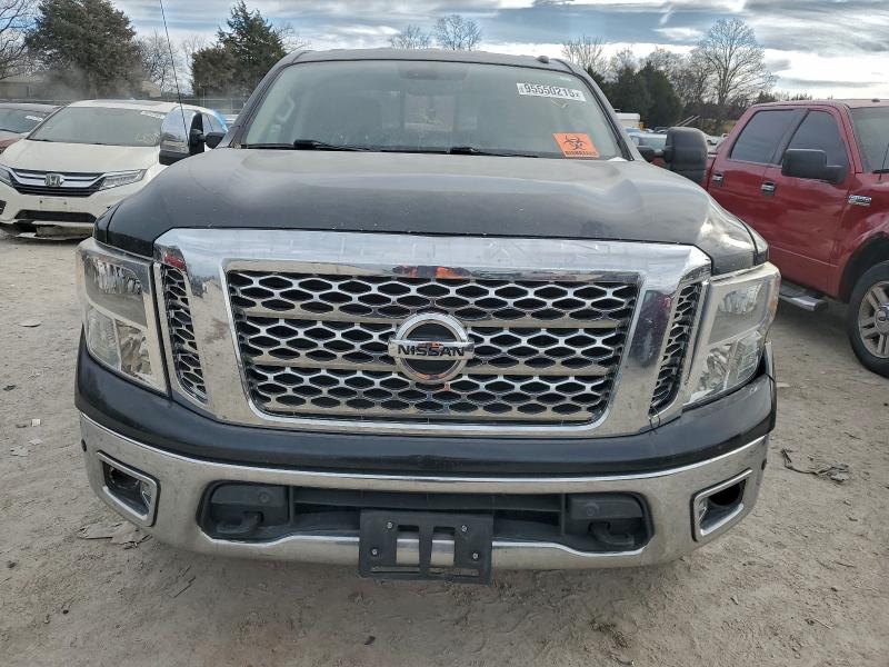 Aukcja sprzedaży 2017 Nissan Titan, vin: 1N6AA1E56HN562654, numer aukcji: 95550215