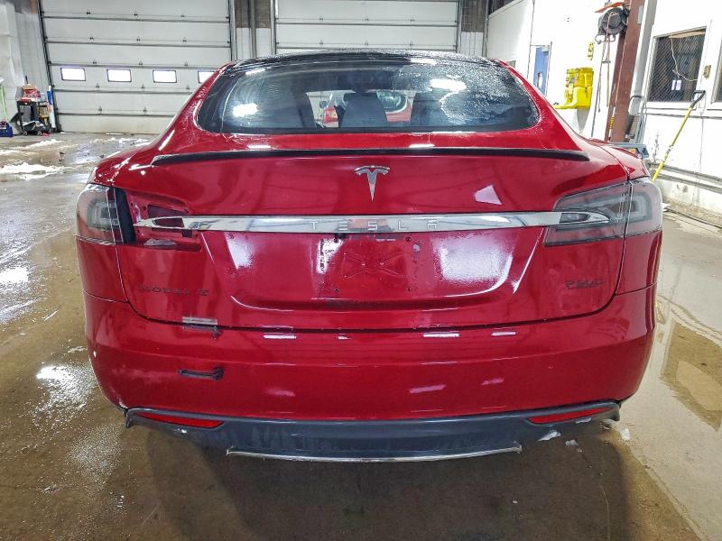 94986965 :رقم المزاد ، 5YJSA1V43FF097373 vin ، 2015 Tesla Model S P9 مزاد بيع