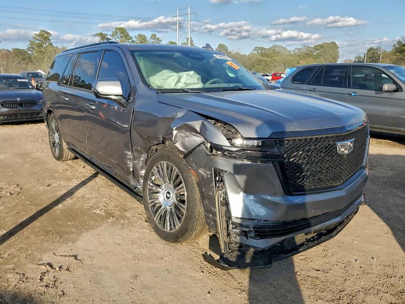 Продажа на аукционе авто 2022 Cadillac Escalade, vin: 1GYS3RKL1NR135111, номер лота: 95448935