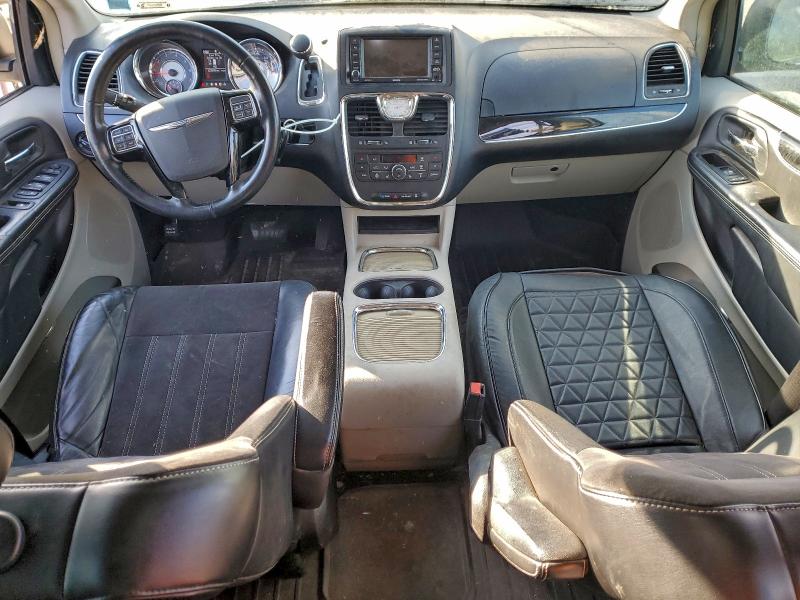 2014 Chrysler Town And C მანქანა იყიდება აუქციონზე, vin: 2C4RC1CG3ER409944, აუქციონის ნომერი: 99395755