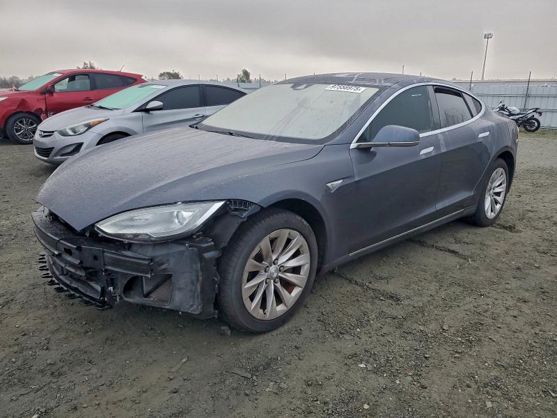 Продаж на аукціоні авто 2016 Tesla Model S, vin: 5YJSA1E28GF133820, номер лоту: 97558975
