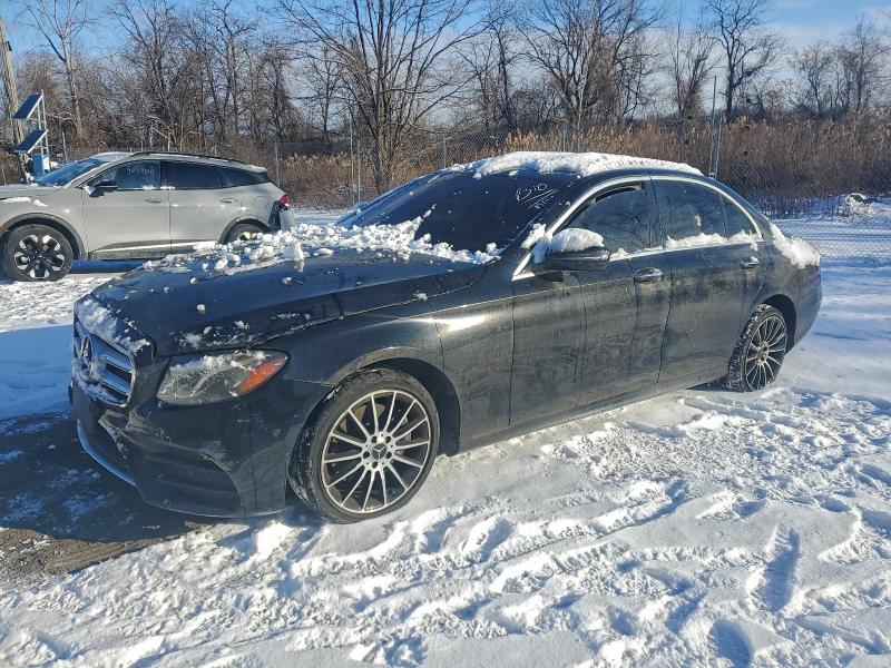 96600045 :رقم المزاد ، WDDZF4KB0JA338043 vin ، 2018 Mercedes-benz E مزاد بيع