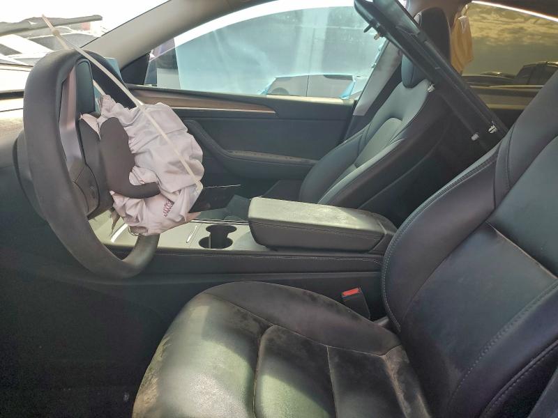 56428335 :رقم المزاد ، 7SAYGAEE8PF798058 vin ، 2023 Tesla Model Y مزاد بيع