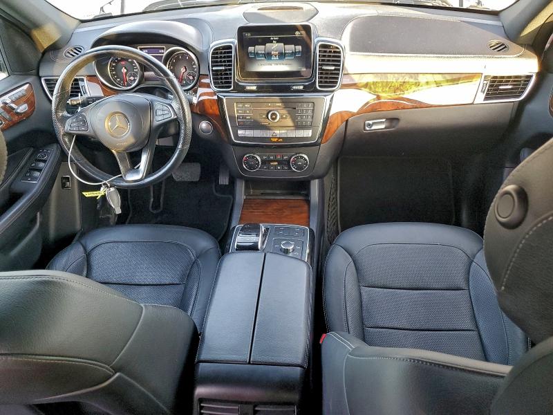 96451625 :رقم المزاد ، 4JGDF6EE9HA872704 vin ، 2017 Mercedes-benz Gls مزاد بيع