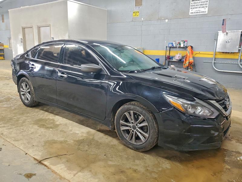 96118055 :رقم المزاد ، 1N4AL3AP3HC480558 vin ، 2017 Nissan Altima مزاد بيع