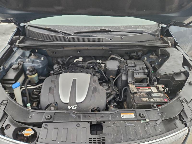 97404855 :رقم المزاد ، 5XYKT3A24BG043982 vin ، 2011 Kia Sorento مزاد بيع
