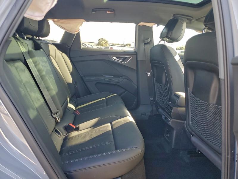 96614625 :رقم المزاد ، WA1A5BFZ1SP060140 vin ، 2025 Audi Q4 E-tron مزاد بيع