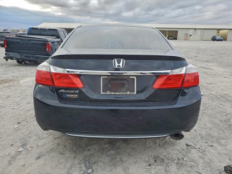 97822515 :رقم المزاد ، 1HGCR2F35FA239869 vin ، 2015 Honda Accord Lx مزاد بيع