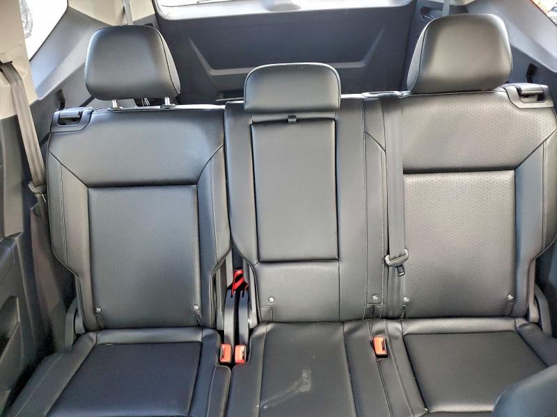 97238105 :رقم المزاد ، 1V2DR2CA4JC525195 vin ، 2018 Volkswagen Atlas مزاد بيع