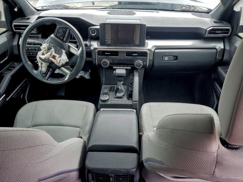 94221535 :رقم المزاد ، JTEVA5AR3S5005062 vin ، 2025 Toyota 4runner Sr مزاد بيع