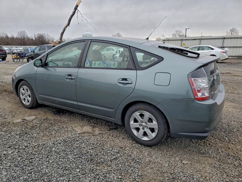 Продажа на аукционе авто 2004 Toyota Prius, vin: JTDKB20U740042270, номер лота: 98263585