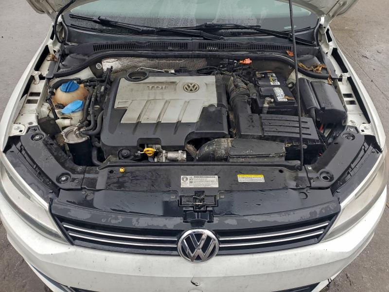 2014 Volkswagen Jetta მანქანა იყიდება აუქციონზე, vin: 3VWLL7AJ9EM410818, აუქციონის ნომერი: 95558895