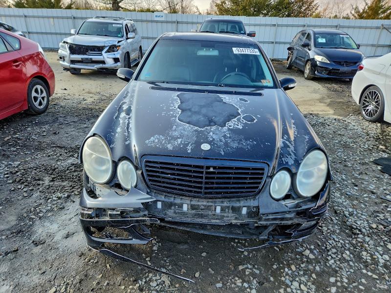 93477335 :رقم المزاد ، WDBUF82J35X179653 vin ، 2005 Mercedes-benz E مزاد بيع