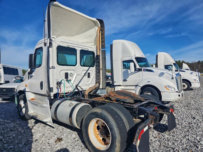 Продаж на аукціоні авто 2014 Freightliner Cascadia, vin: 1FUBGEDV7ELFT4301, номер лоту: 93030815