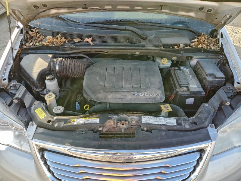 96441435 :رقم المزاد ، 2C4RC1CG4CR394965 vin ، 2012 Chrysler Town & Country مزاد بيع