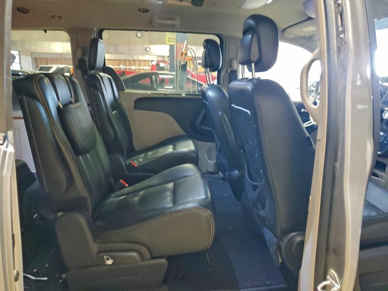 2016 Chrysler Town & Country მანქანა იყიდება აუქციონზე, vin: 2C4RC1BG8GR221392, აუქციონის ნომერი: 97726135