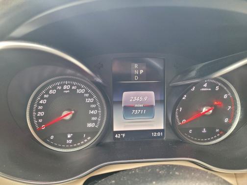 97644325 :رقم المزاد ، 55SWF4KB2JU260741 vin ، 2018 Mercedes-benz C 300 4mat مزاد بيع