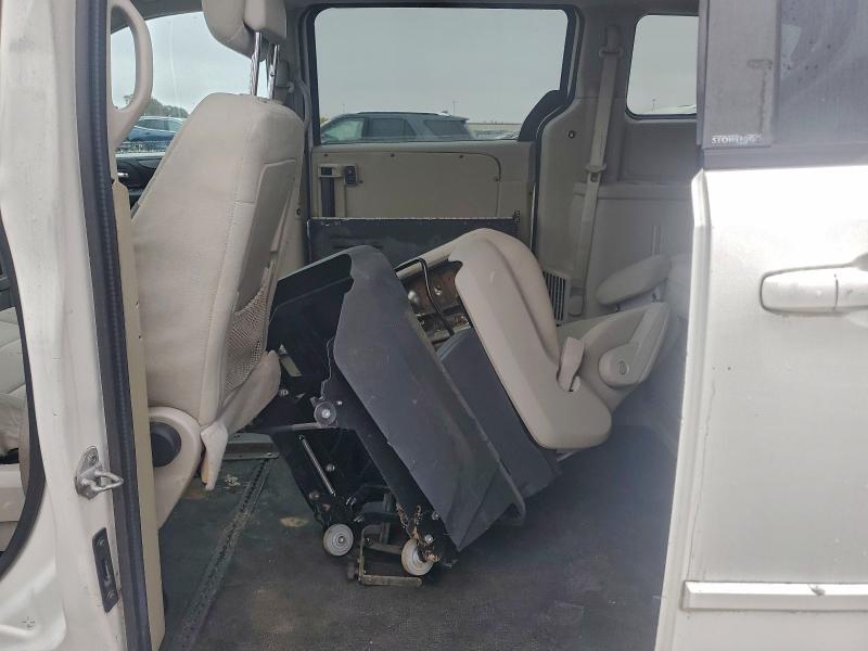 95808675 :رقم المزاد ، 2C4RDGBG8DR780856 vin ، 2013 Dodge Caravan مزاد بيع