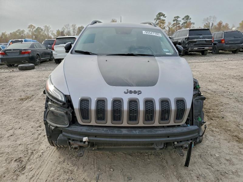 2017 Jeep Cherokee მანქანა იყიდება აუქციონზე, vin: 1C4PJMBS5HD214424, აუქციონის ნომერი: 95547195