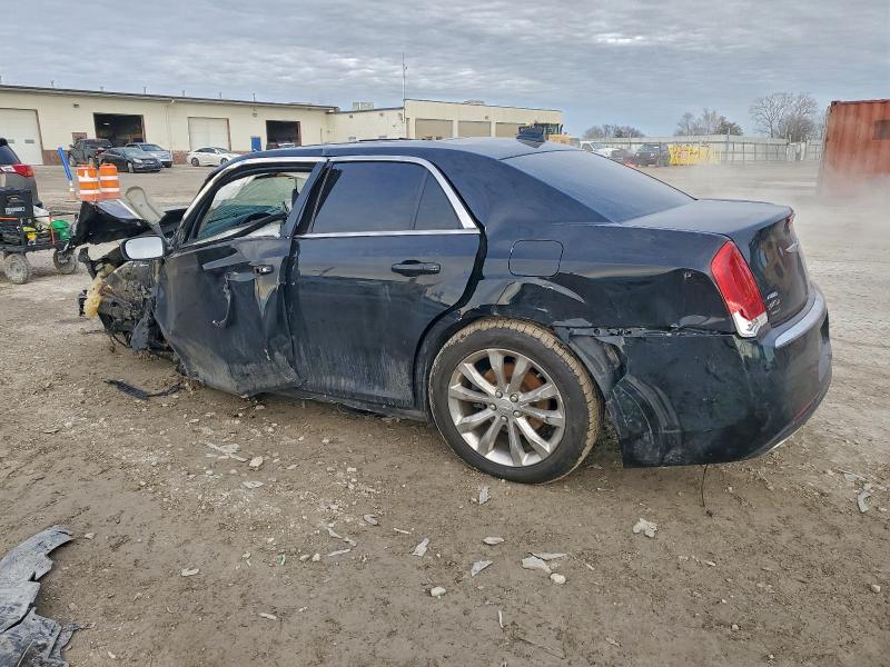 97988575 :رقم المزاد ، 2C3CCARG6KH690060 vin ، 2019 Chrysler 300 مزاد بيع