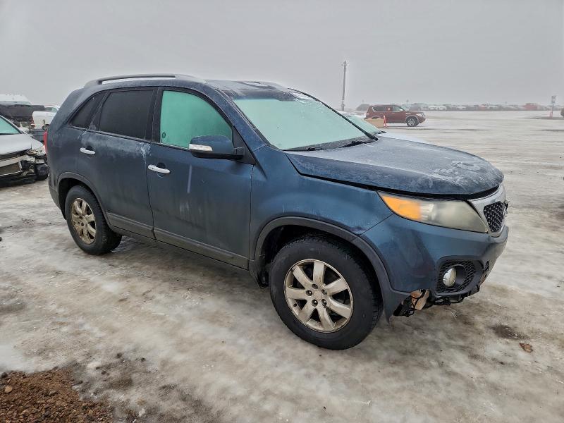 97404855 :رقم المزاد ، 5XYKT3A24BG043982 vin ، 2011 Kia Sorento مزاد بيع