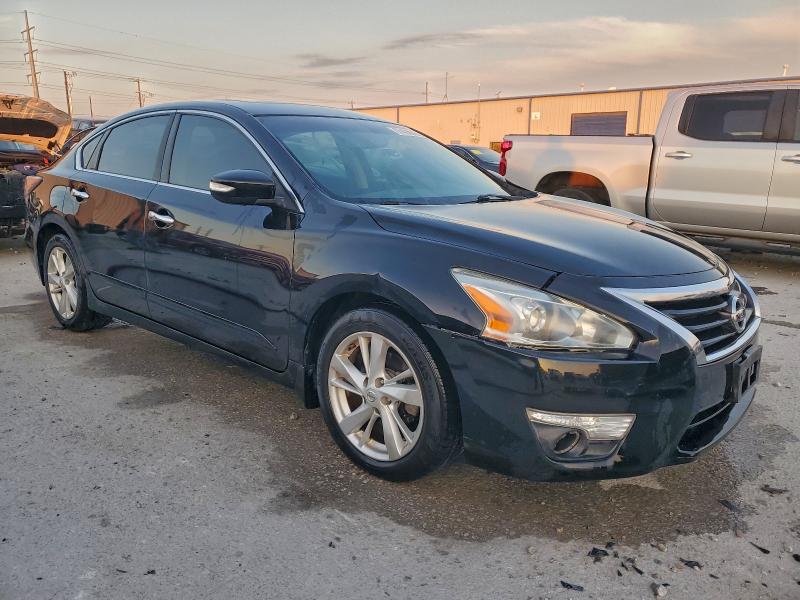 2015 Niss Altima მანქანა იყიდება აუქციონზე, vin: 1N4AL3AP5FC585972, აუქციონის ნომერი: 97403045