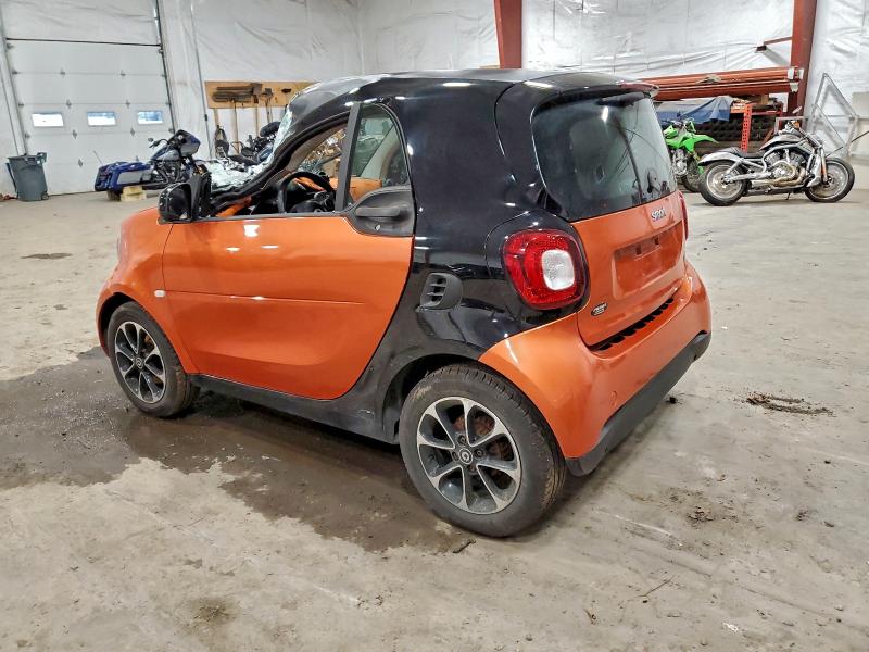 Продажа на аукционе авто 2016 Smart Cars Fortwo, vin: WMEFJ5DA9GK080065, номер лота: 94664475
