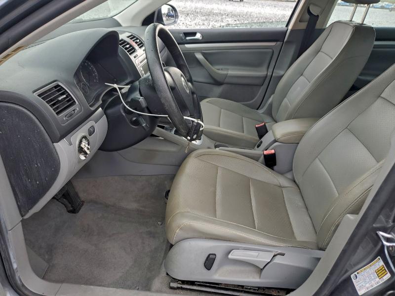 96246725 :رقم المزاد ، 3VWSF71K25M632757 vin ، 2005 Volkswagen New Jetta مزاد بيع