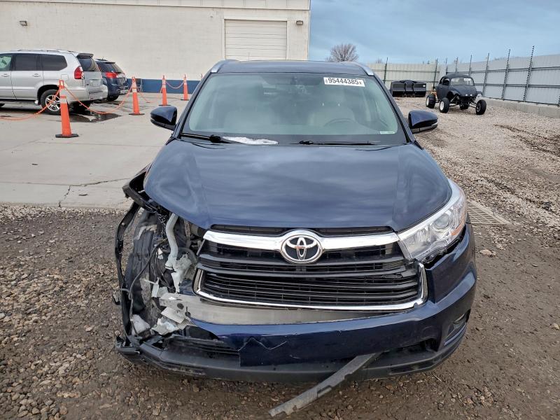 2016 Toyota Highlander მანქანა იყიდება აუქციონზე, vin: 5TDJKRFH8GS236919, აუქციონის ნომერი: 95444385
